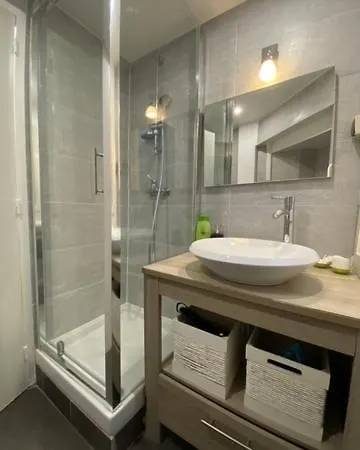Montparnasse Flat Apartment Paris